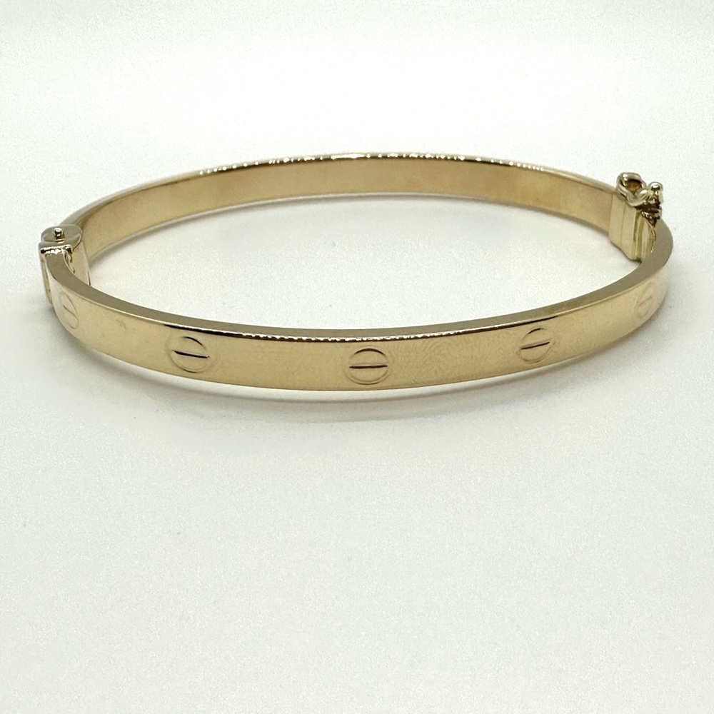 14K Gold Bangle Bracelet